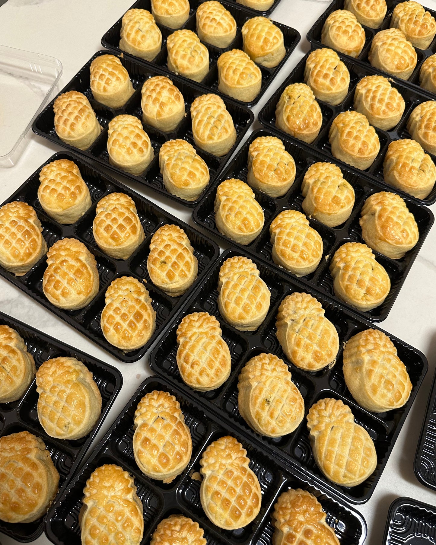 Pineapple Cakes