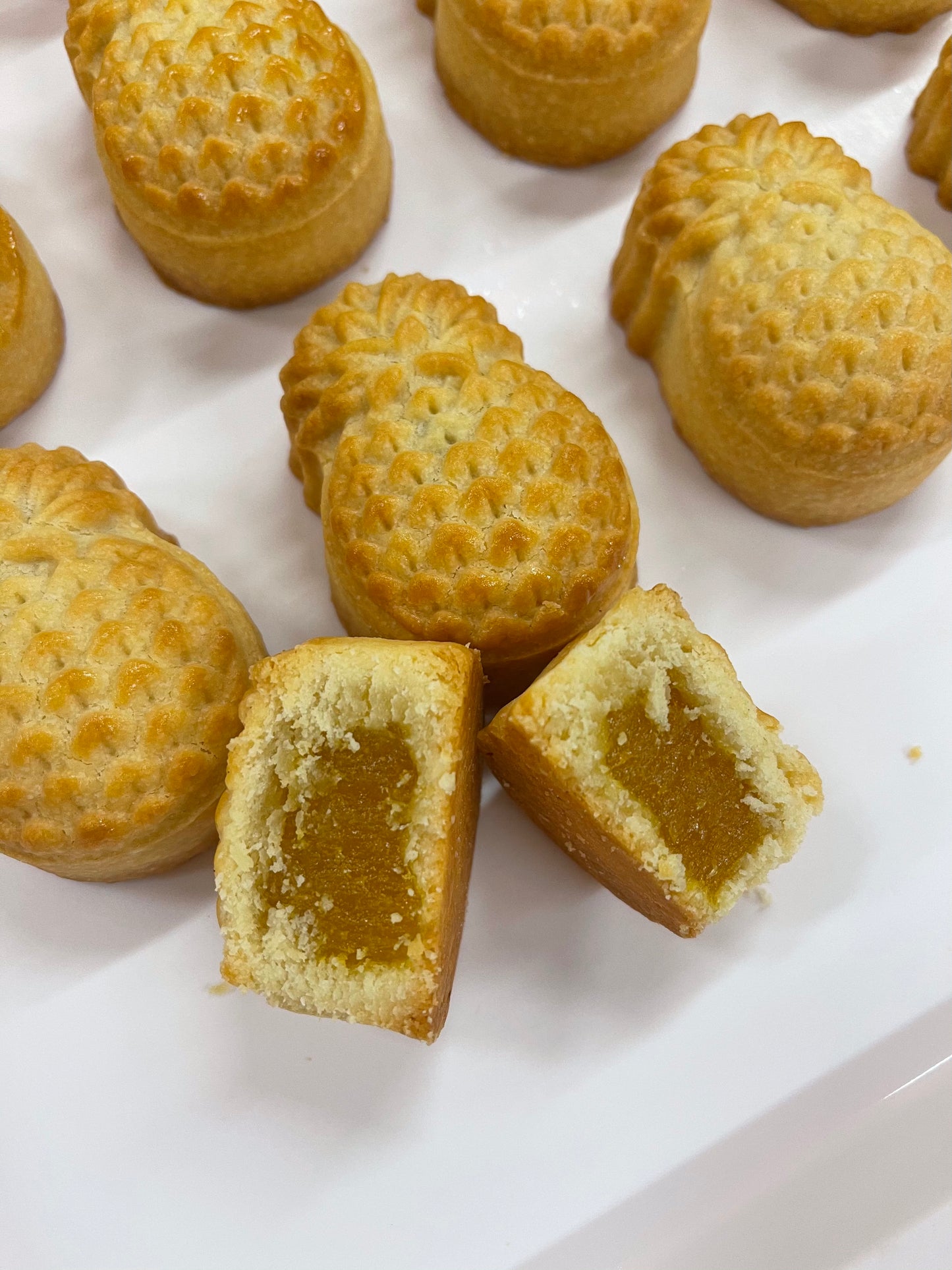Pineapple Cakes
