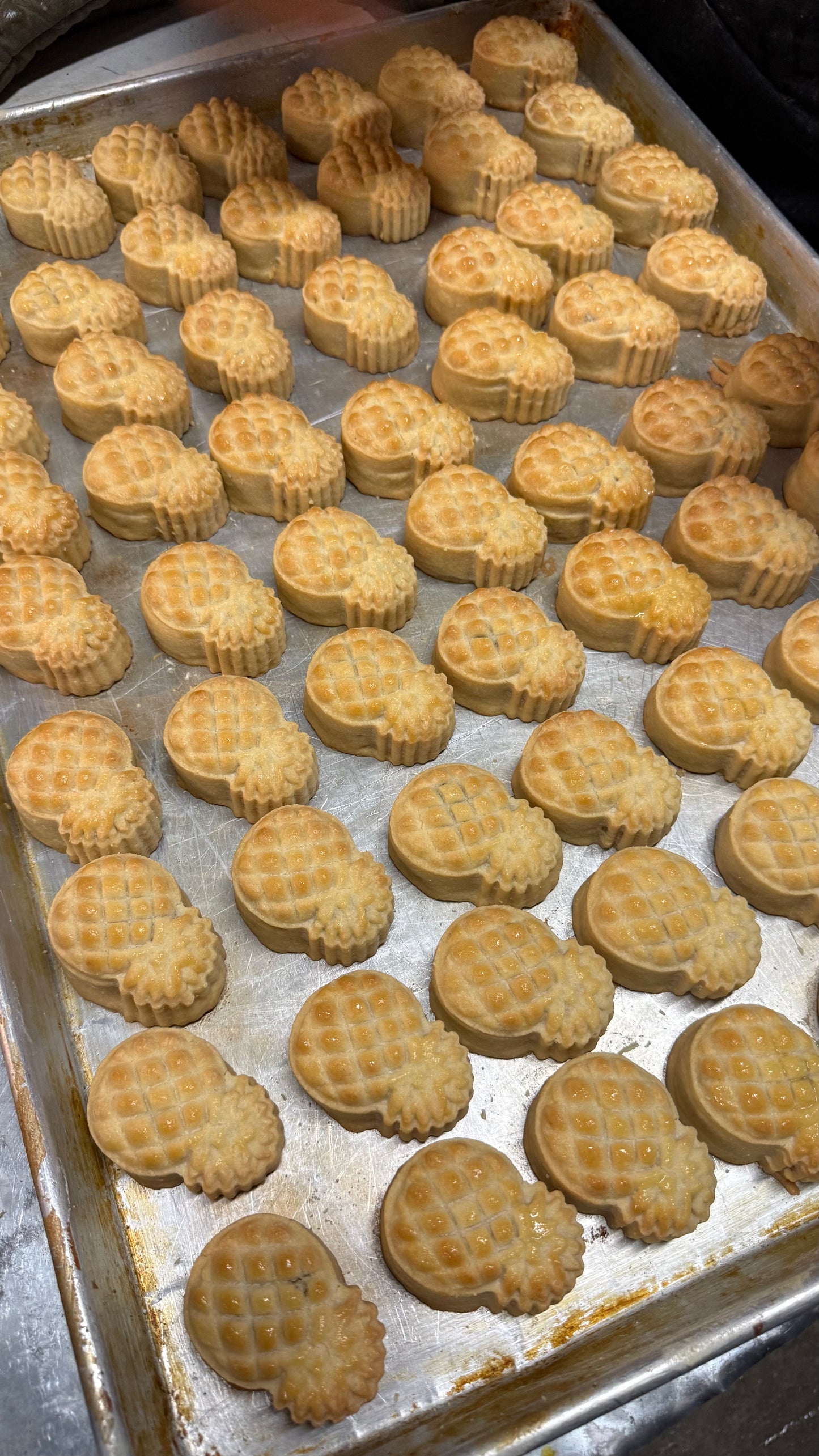 Pineapple Cakes